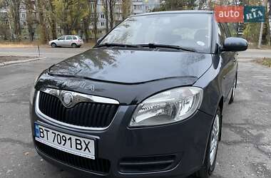 Хэтчбек Skoda Fabia 2007 в Ахтырке