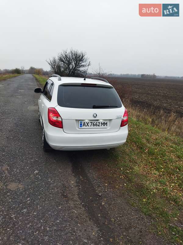 Універсал Skoda Fabia 2009 в Охтирці