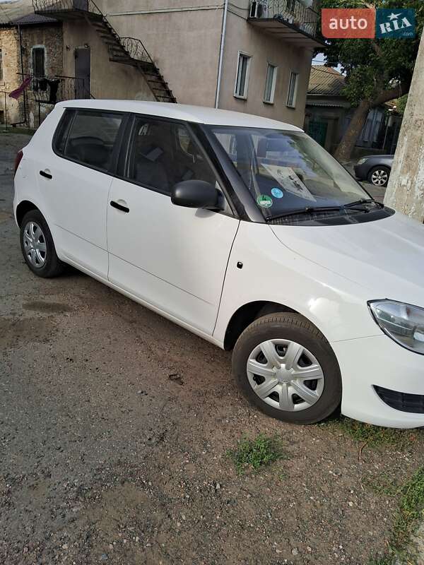 Хетчбек Skoda Fabia 2012 в Миколаєві