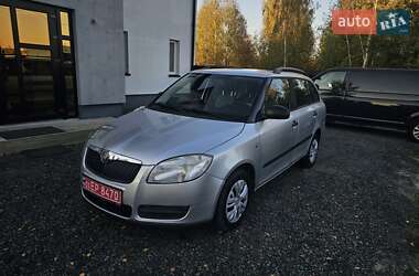 Универсал Skoda Fabia 2009 в Колках