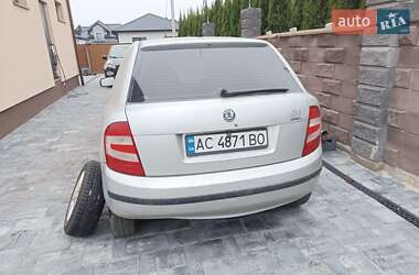 Хэтчбек Skoda Fabia 2005 в 