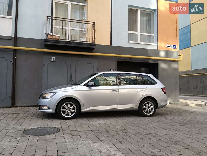 Универсал Skoda Fabia 2015 в Ивано-Франковске