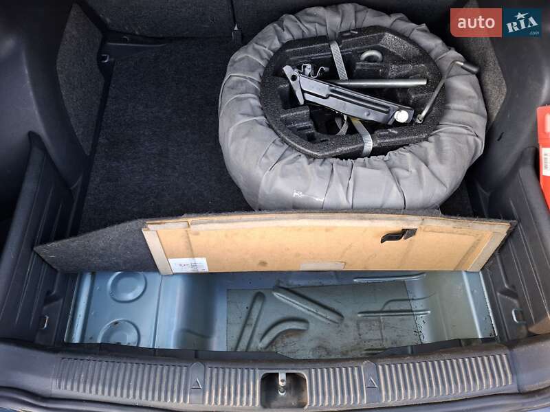 Хэтчбек Skoda Fabia 2009 в Умани фото 6 Хэтчбек Skoda Fabia 2009 в Умани