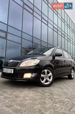 Универсал Skoda Fabia 2010 в Ровно