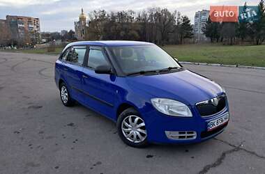 Универсал Skoda Fabia 2008 в Ровно