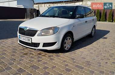 Універсал Skoda Fabia 2011 в Тернополі