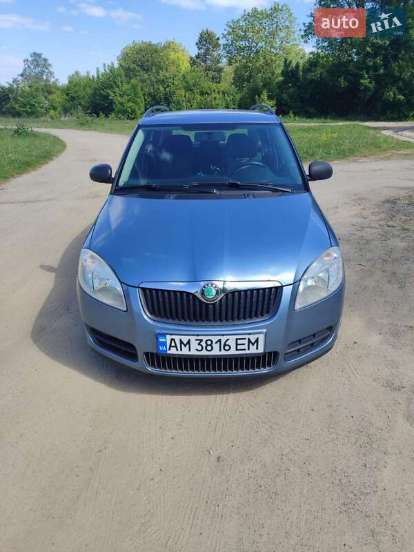 Универсал Skoda Fabia 2009 в Бердичеве