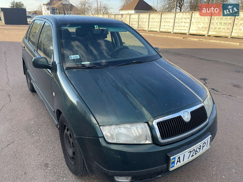 Хэтчбек Skoda Fabia 2000 в Киеве