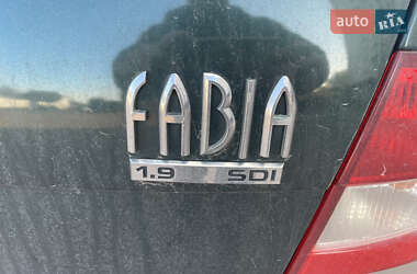 Хэтчбек Skoda Fabia 2000 в Киеве