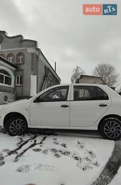 Хэтчбек Skoda Fabia 2006 в Коростене