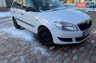 Универсал Skoda Fabia 2010 в Житомире