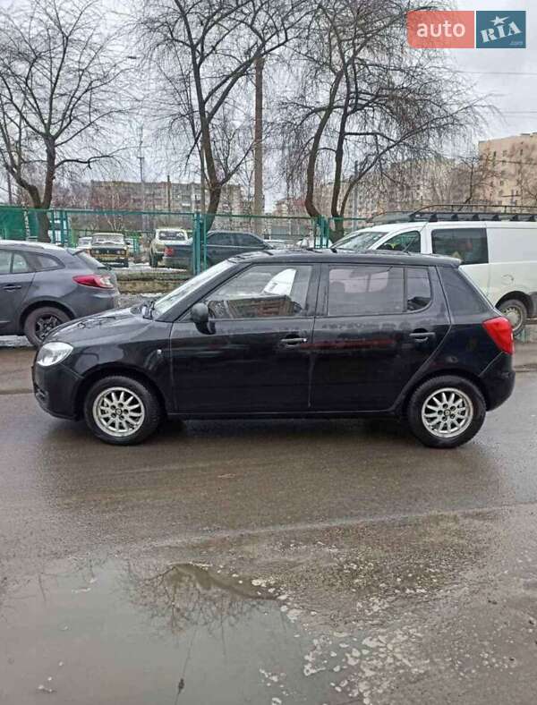 Хэтчбек Skoda Fabia 2007 в Львове