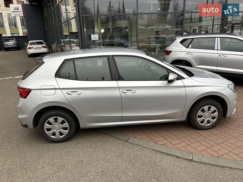 Хэтчбек Skoda Fabia 2024 в 
