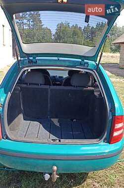 Универсал Skoda Fabia 2002 в 
