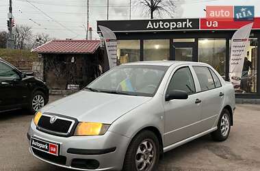 Седан Skoda Fabia 2004 в Вінниці