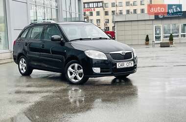 Універсал Skoda Fabia 2009 в Києві