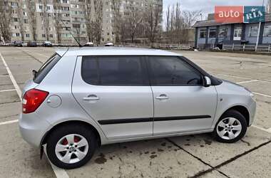 Хэтчбек Skoda Fabia 2008 в Южноукраинске