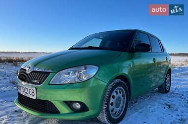 Хэтчбек Skoda Fabia 2013 в Емильчине