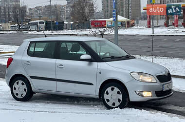 Хетчбек Skoda Fabia 2010 в Києві