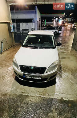 Хэтчбек Skoda Fabia 2011 в Киеве