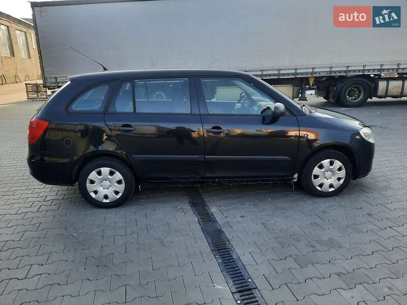 Універсал Skoda Fabia 2007 в Рівному
