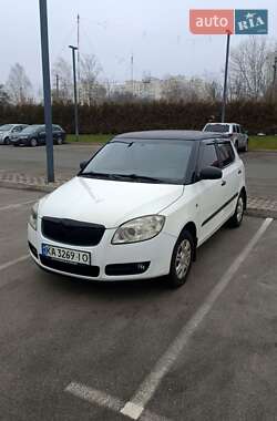 Хетчбек Skoda Fabia 2008 в Києві