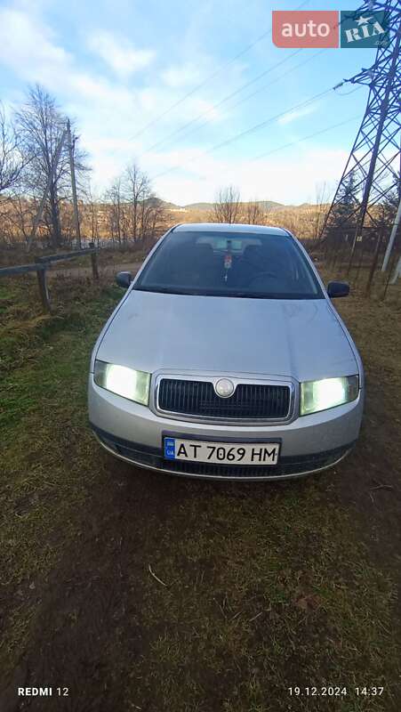 Хэтчбек Skoda Fabia 2000 в Сходнице
