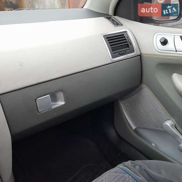 Седан Skoda Fabia 2004 в Черкассах фото 11 Седан Skoda Fabia 2004 в Черкассах