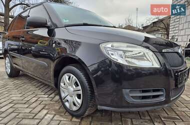 Універсал Skoda Fabia 2009 в Сумах