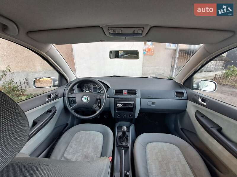 Универсал Skoda Fabia 2001 в Ужгороде фото 3 Универсал Skoda Fabia 2001 в Ужгороде