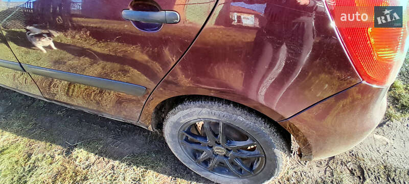 Хэтчбек Skoda Fabia 2009 в Львове