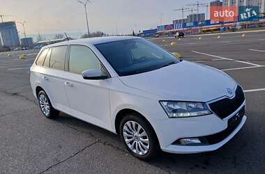 Універсал Skoda Fabia 2022 в Києві