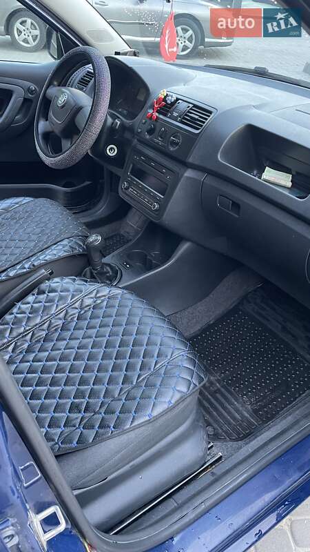 Хэтчбек Skoda Fabia 2010 в Львове