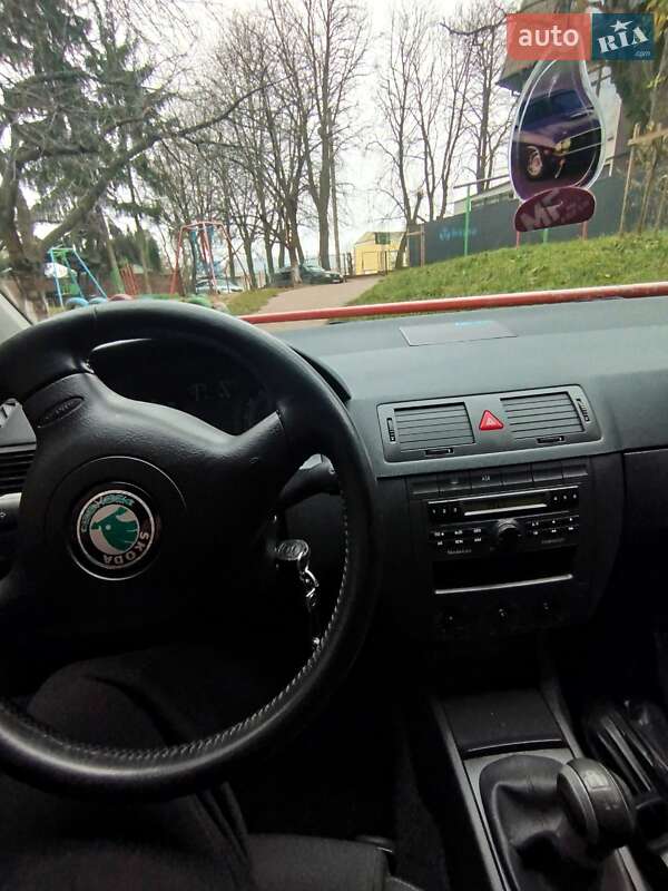 Универсал Skoda Fabia 2005 в Ровно фото 3 Универсал Skoda Fabia 2005 в Ровно