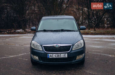 Хетчбек Skoda Fabia 2012 в Дніпрі