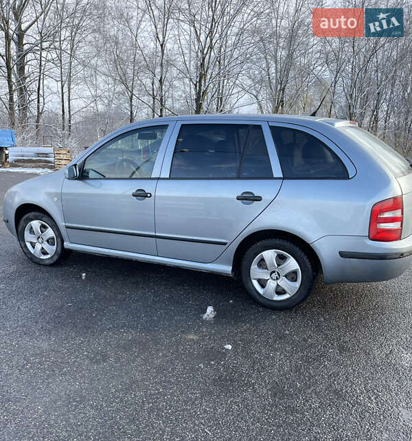 Универсал Skoda Fabia 2004 в Ивано-Франковске