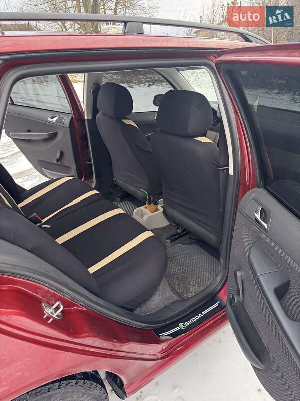 Універсал Skoda Fabia 2004 в Городку фото 10 Універсал Skoda Fabia 2004 в Городку