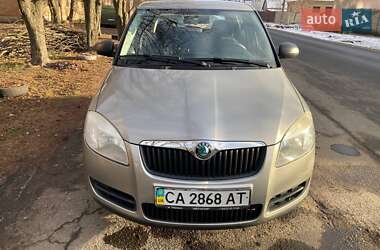 Хэтчбек Skoda Fabia 2008 в Черкассах