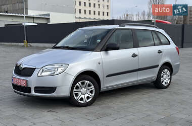 Універсал Skoda Fabia 2009 в Черкасах