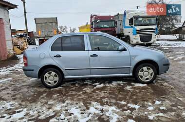 Седан Skoda Fabia 2006 в Бобровиці