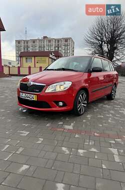 Універсал Skoda Fabia 2010 в Луцьку