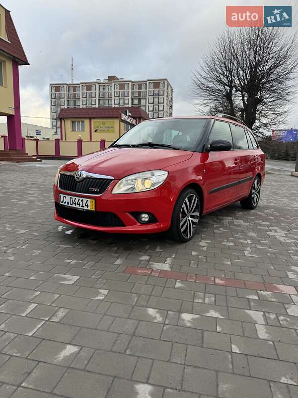 Универсал Skoda Fabia 2010 в Луцке