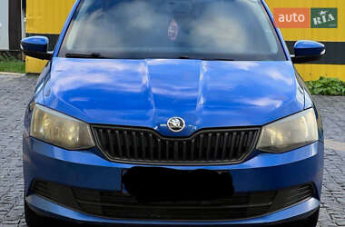 Хетчбек Skoda Fabia 2015 в Гайвороні