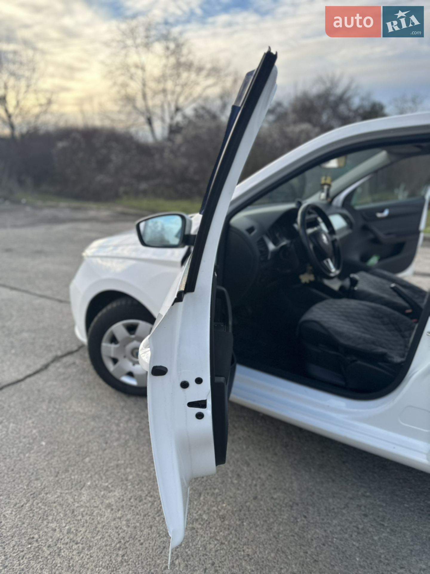 2014 Skoda Fabia - мініатюра 22