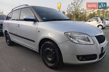 Універсал Skoda Fabia 2008 в Києві