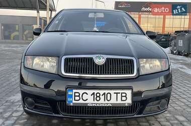 Хэтчбек Skoda Fabia 2004 в Львове