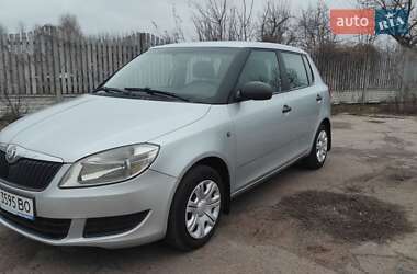 Хетчбек Skoda Fabia 2011 в Мені