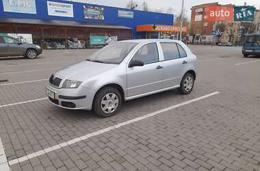 Седан Skoda Fabia 2005 в Калуші