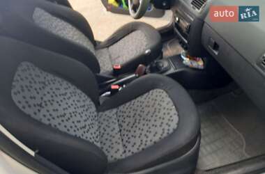 Хэтчбек Skoda Fabia 2007 в Луцке