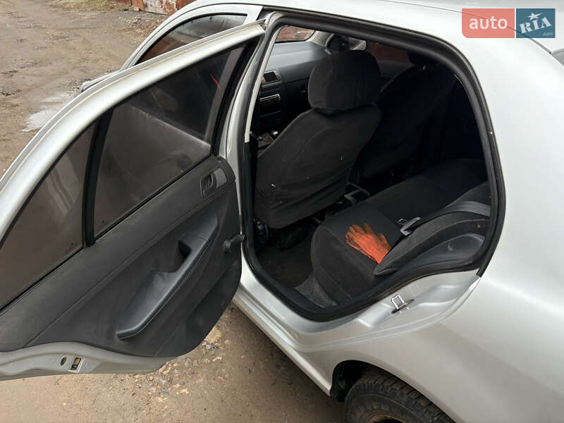 Седан Skoda Fabia 2006 в Харкові
